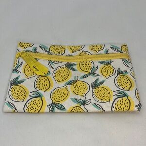 Ipsy Lemons small pouch purse